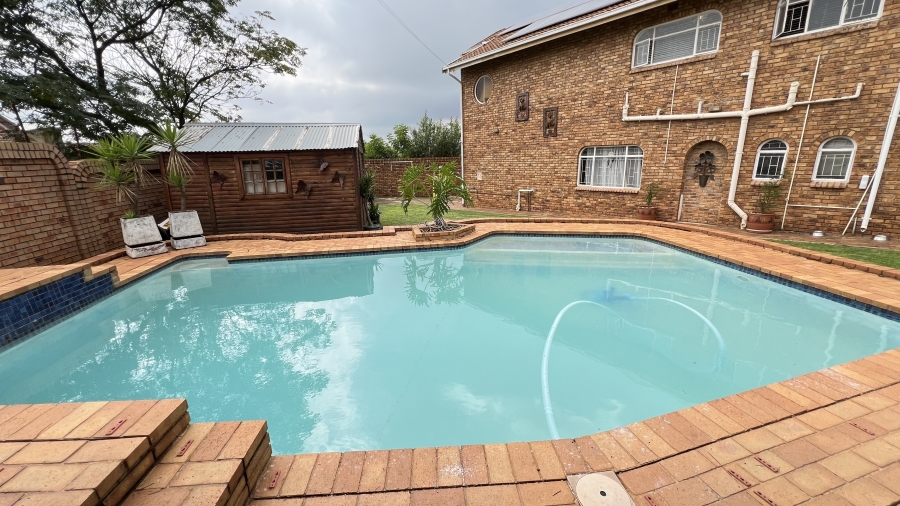 3 Bedroom Property for Sale in Greenhills Ext 3 Gauteng