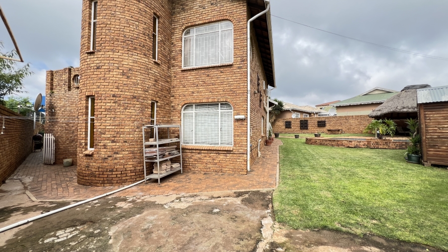 3 Bedroom Property for Sale in Greenhills Ext 3 Gauteng