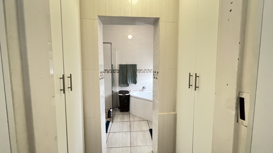 3 Bedroom Property for Sale in Greenhills Ext 3 Gauteng