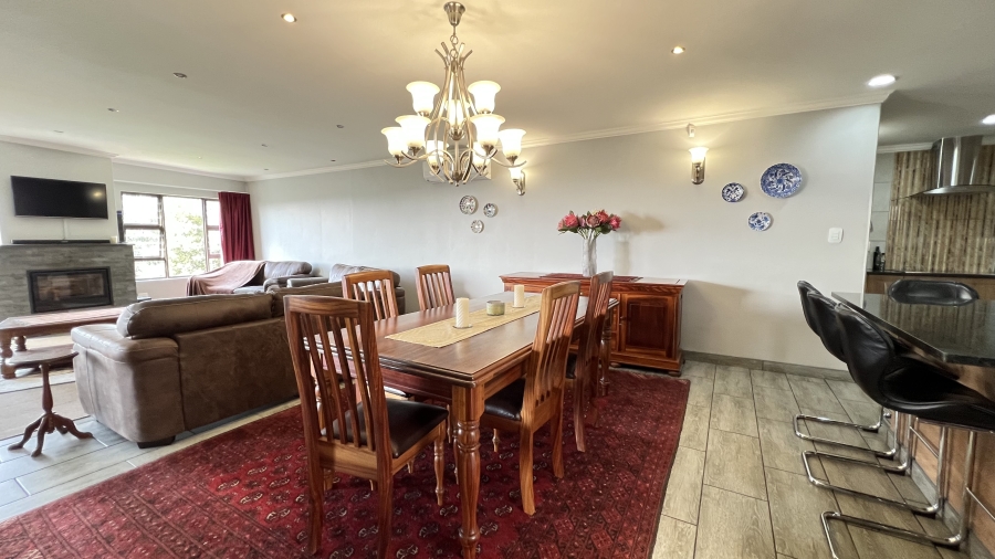 7 Bedroom Property for Sale in Rangeview Gauteng