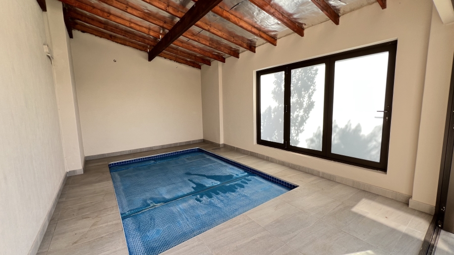 7 Bedroom Property for Sale in Rangeview Gauteng
