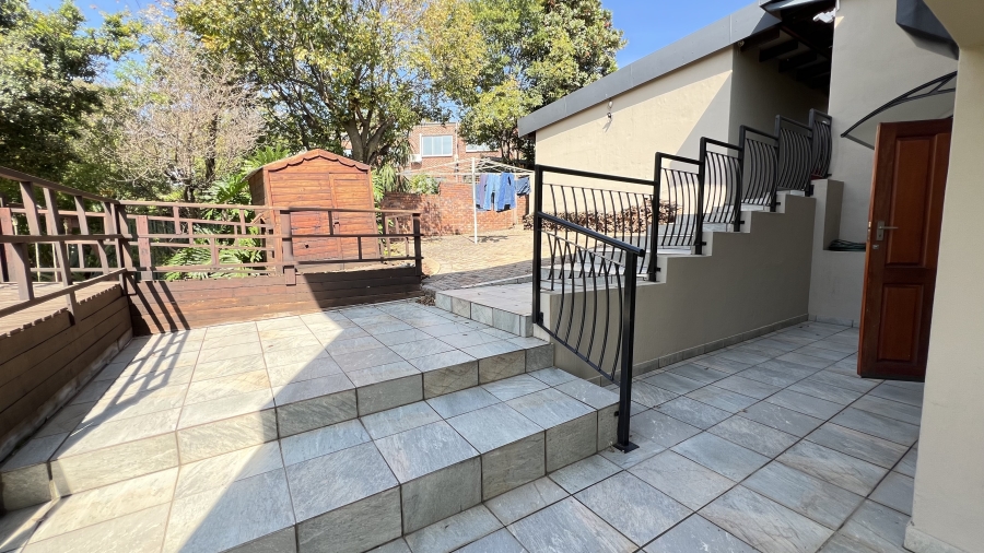 7 Bedroom Property for Sale in Rangeview Gauteng