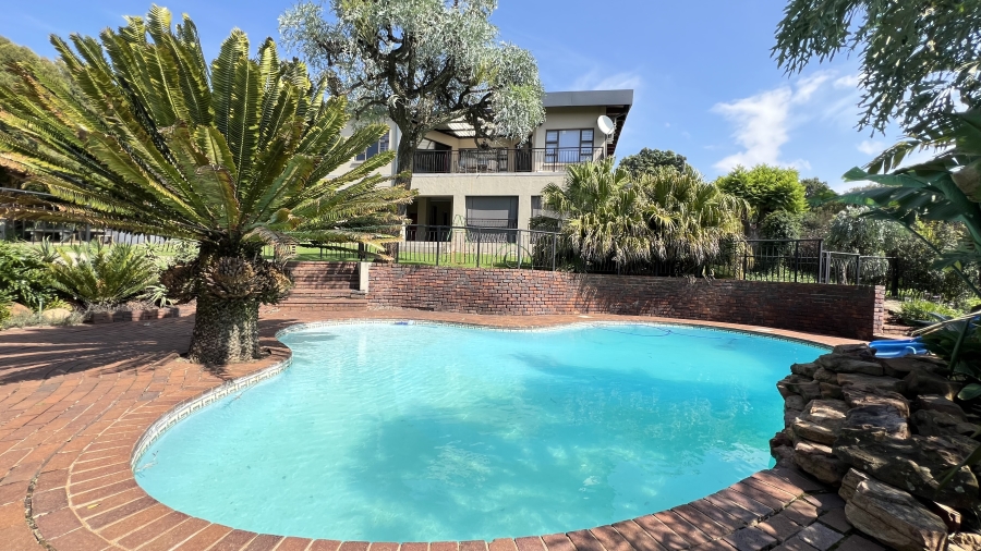 7 Bedroom Property for Sale in Rangeview Gauteng