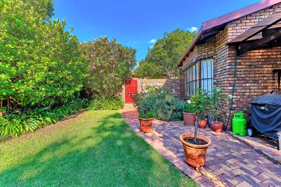 2 Bedroom Property for Sale in River Club Gauteng