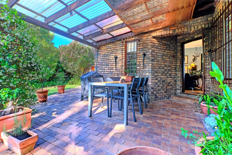 2 Bedroom Property for Sale in River Club Gauteng