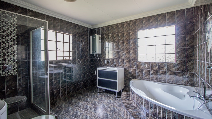 3 Bedroom Property for Sale in Sunward Park Gauteng