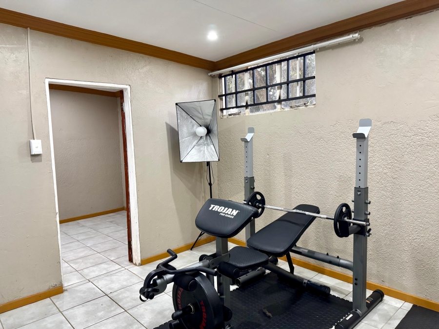 4 Bedroom Property for Sale in Murrayfield Gauteng