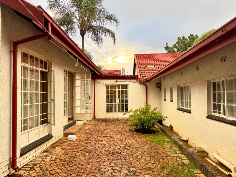 4 Bedroom Property for Sale in Murrayfield Gauteng