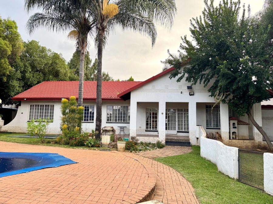 4 Bedroom Property for Sale in Murrayfield Gauteng