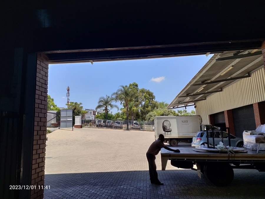 Commercial Property for Sale in Strijdom Park Gauteng
