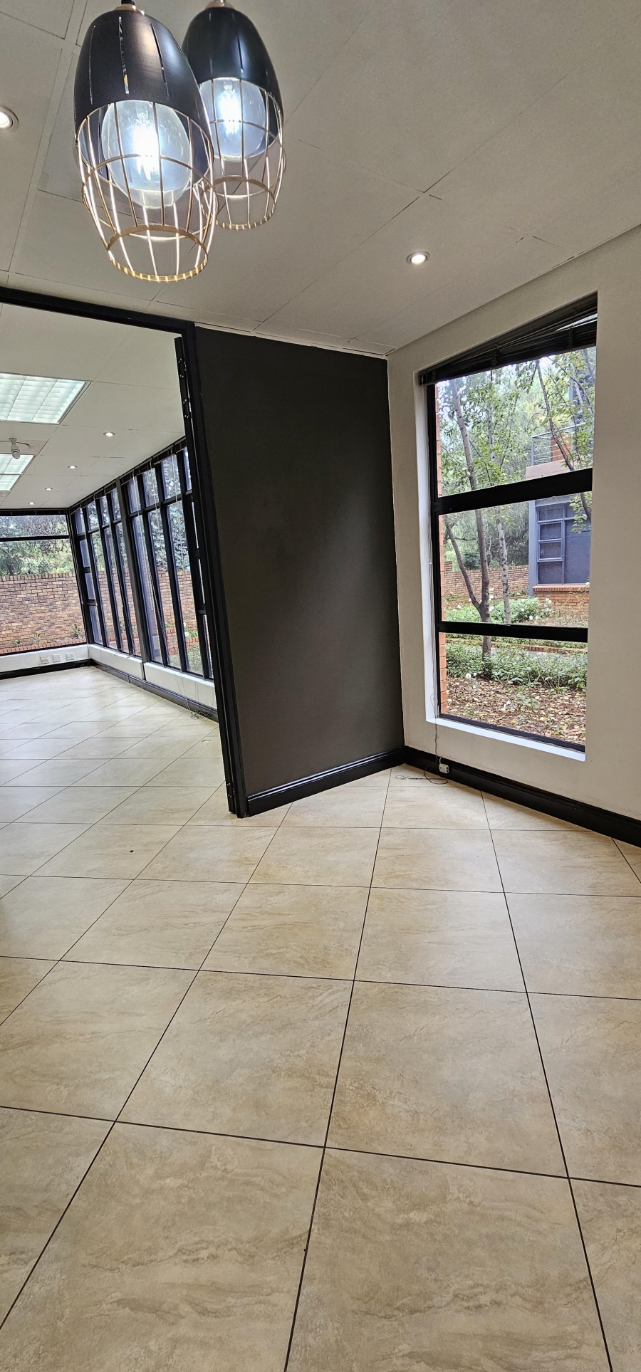 To Let commercial Property for Rent in Die Hoewes Gauteng