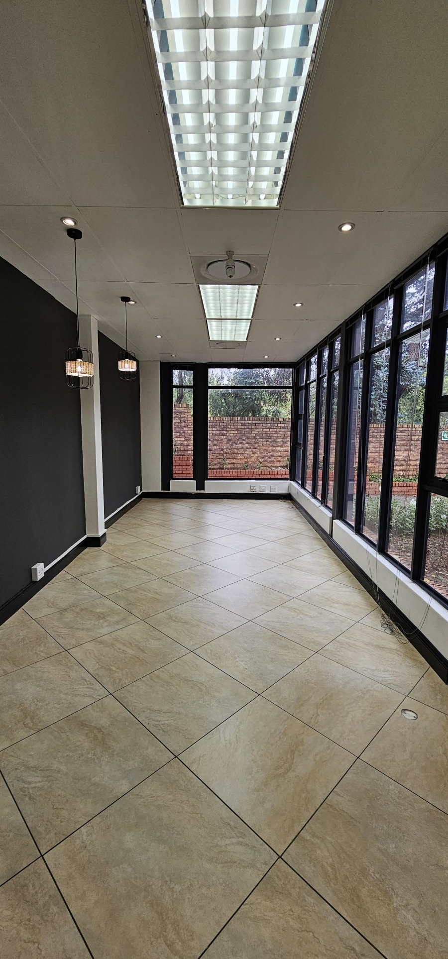 To Let commercial Property for Rent in Die Hoewes Gauteng