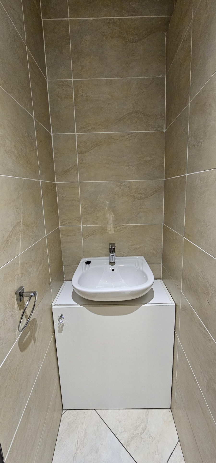 To Let commercial Property for Rent in Die Hoewes Gauteng