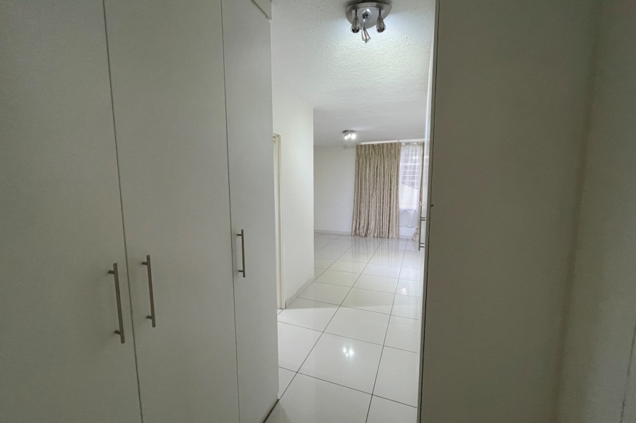 3 Bedroom Property for Sale in Sandhurst Gauteng