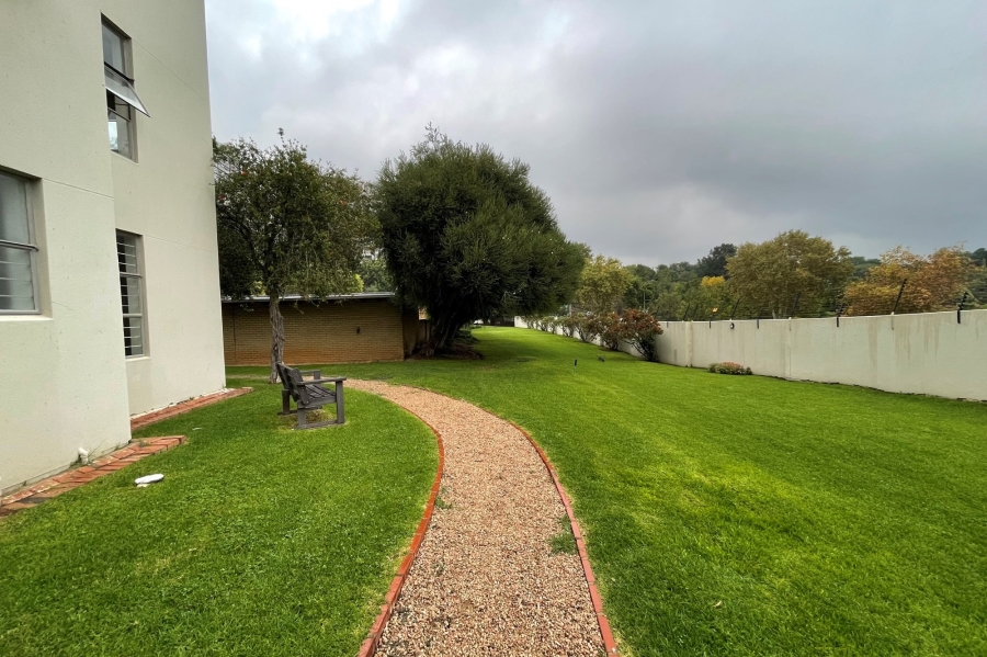 3 Bedroom Property for Sale in Sandhurst Gauteng