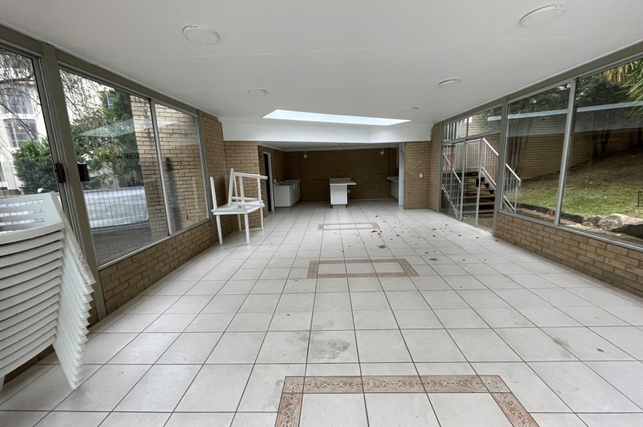 3 Bedroom Property for Sale in Sandhurst Gauteng