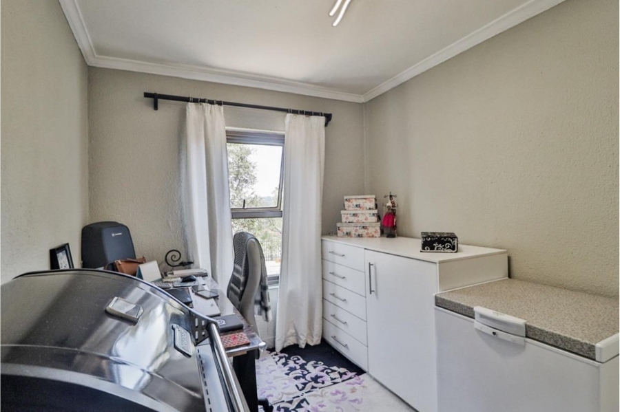 3 Bedroom Property for Sale in Marais Steyn Park Gauteng