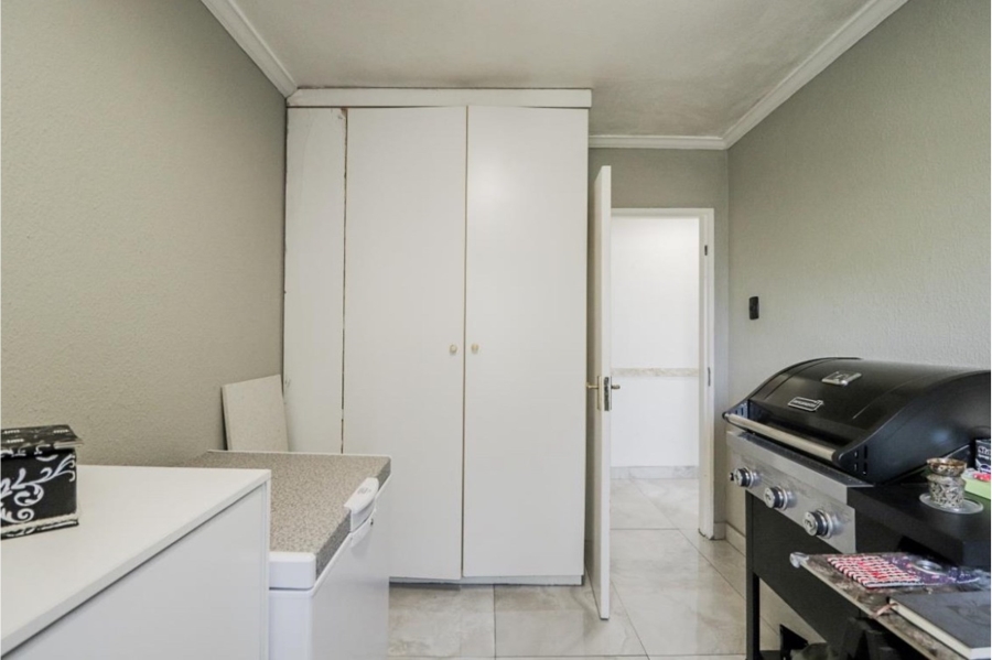3 Bedroom Property for Sale in Marais Steyn Park Gauteng