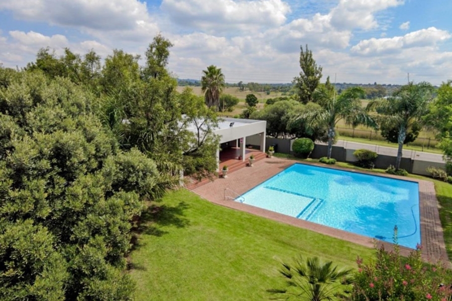 3 Bedroom Property for Sale in Marais Steyn Park Gauteng
