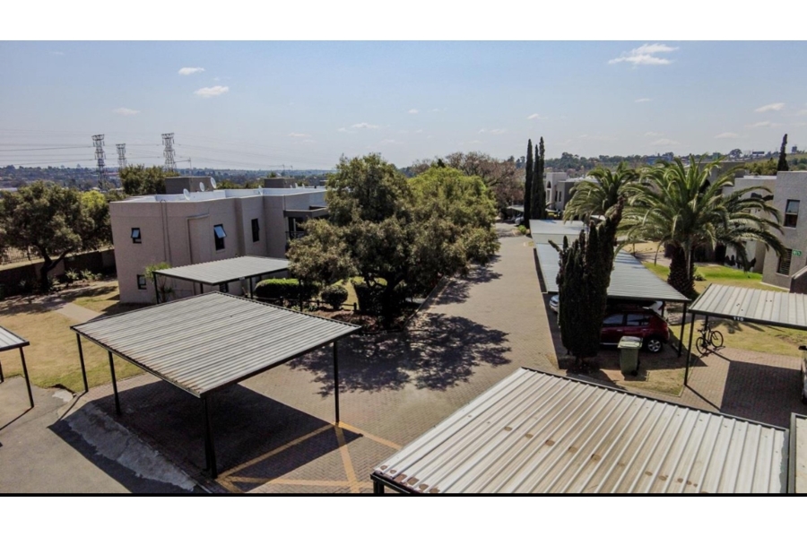 3 Bedroom Property for Sale in Marais Steyn Park Gauteng