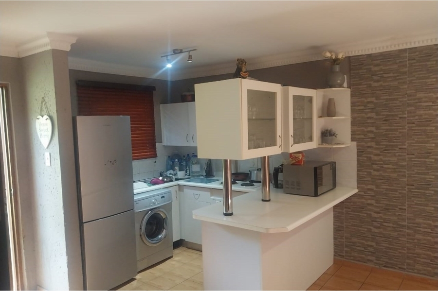2 Bedroom Property for Sale in Naturena Gauteng