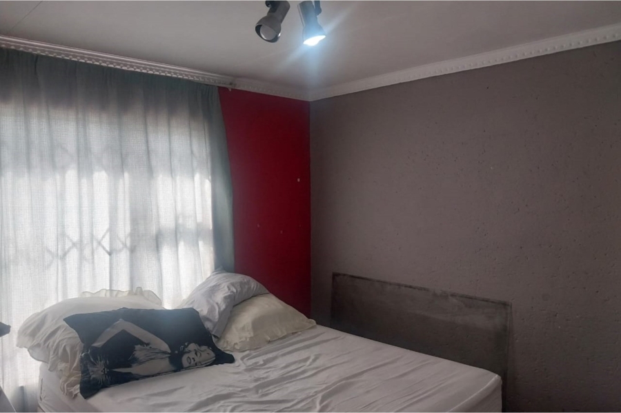 2 Bedroom Property for Sale in Naturena Gauteng