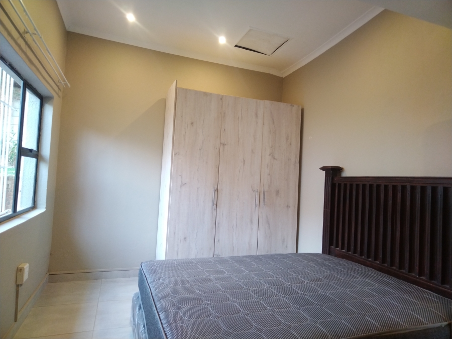 To Let 3 Bedroom Property for Rent in Constantia Kloof Gauteng