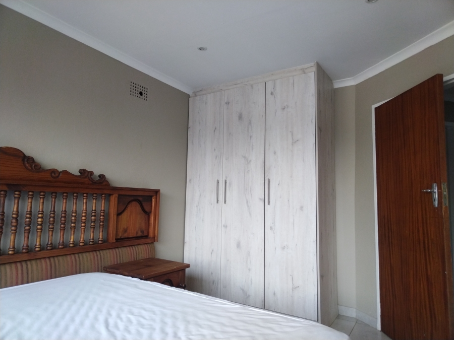 To Let 3 Bedroom Property for Rent in Constantia Kloof Gauteng