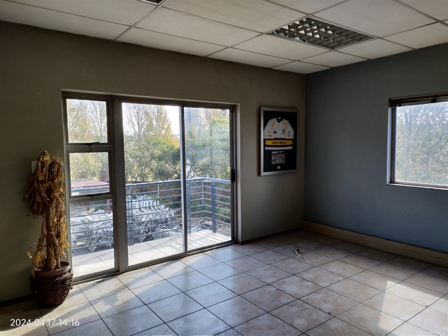 Commercial Property for Sale in Mostyn Park Gauteng
