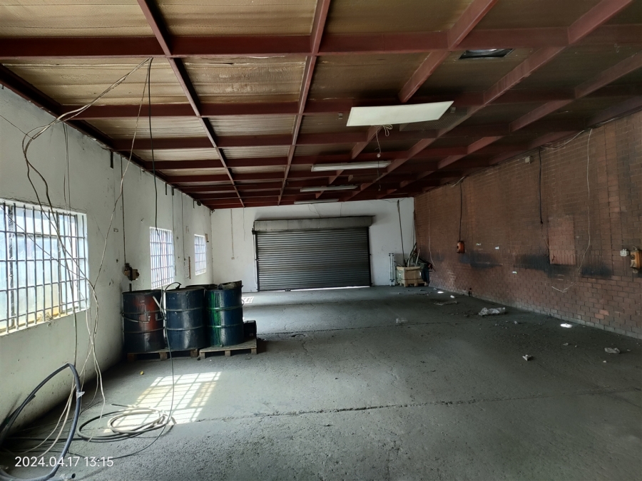 Commercial Property for Sale in Mostyn Park Gauteng
