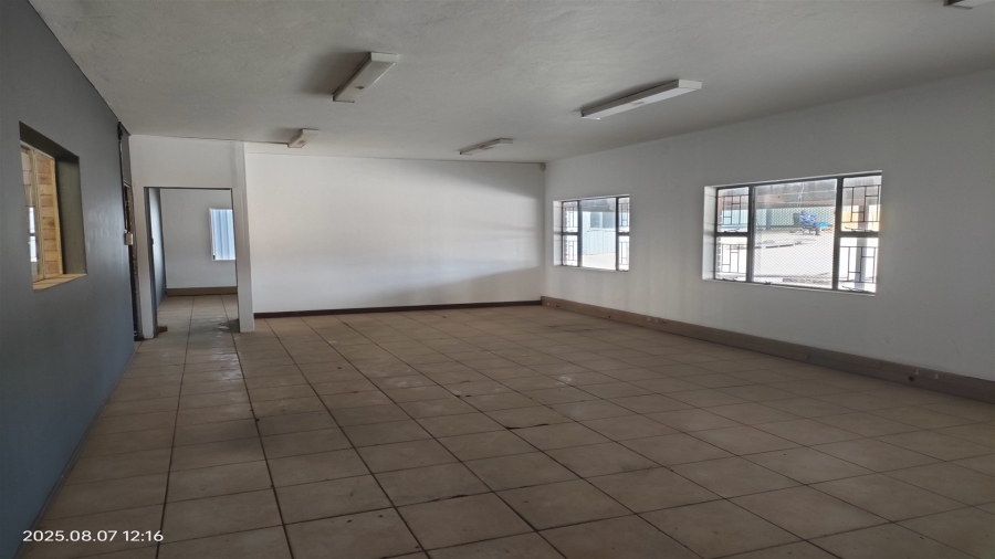 Commercial Property for Sale in Mostyn Park Gauteng