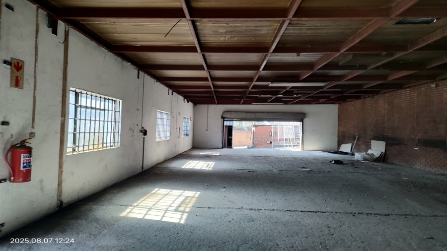 Commercial Property for Sale in Mostyn Park Gauteng