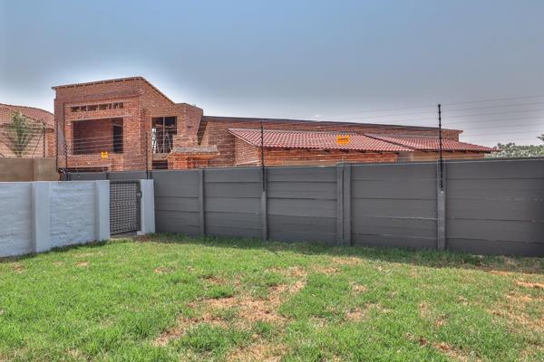 2 Bedroom Property for Sale in Annlin Gauteng