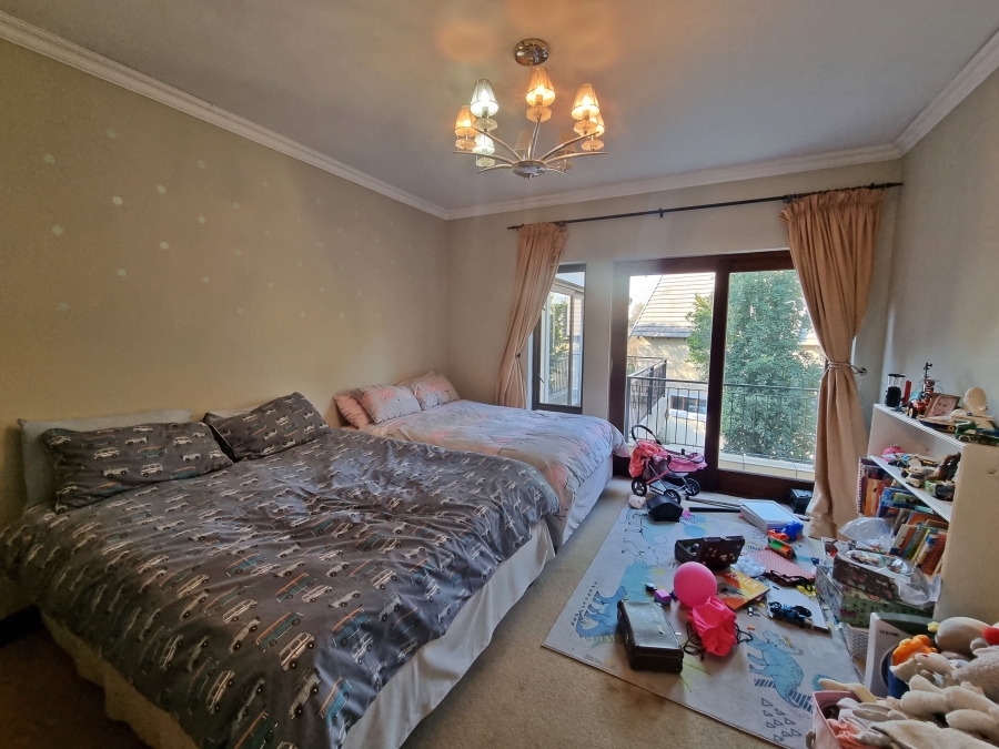To Let 4 Bedroom Property for Rent in Midstream Estate Gauteng