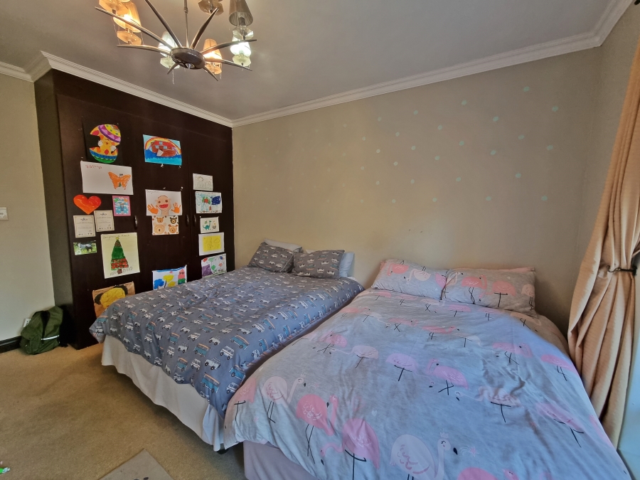 To Let 4 Bedroom Property for Rent in Midstream Estate Gauteng