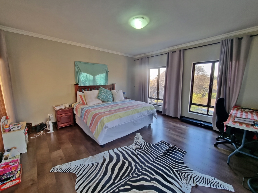 To Let 4 Bedroom Property for Rent in Midstream Estate Gauteng
