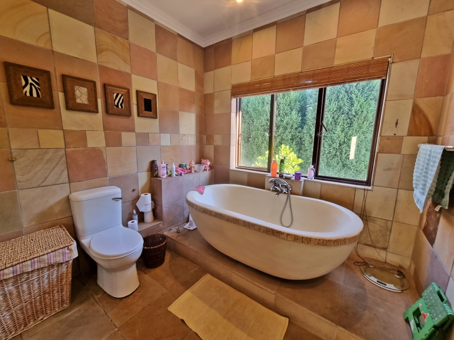 To Let 4 Bedroom Property for Rent in Midstream Estate Gauteng