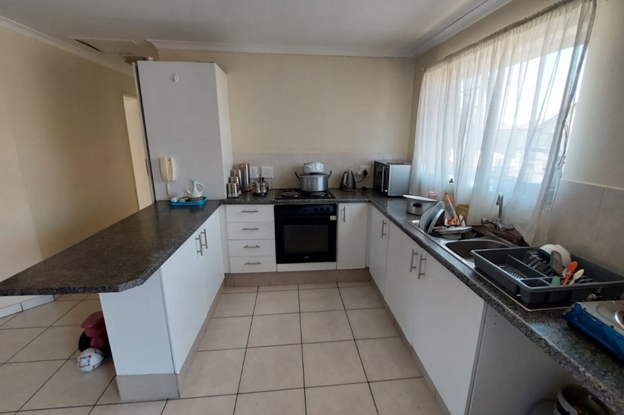 2 Bedroom Property for Sale in Liefde en Vrede Gauteng