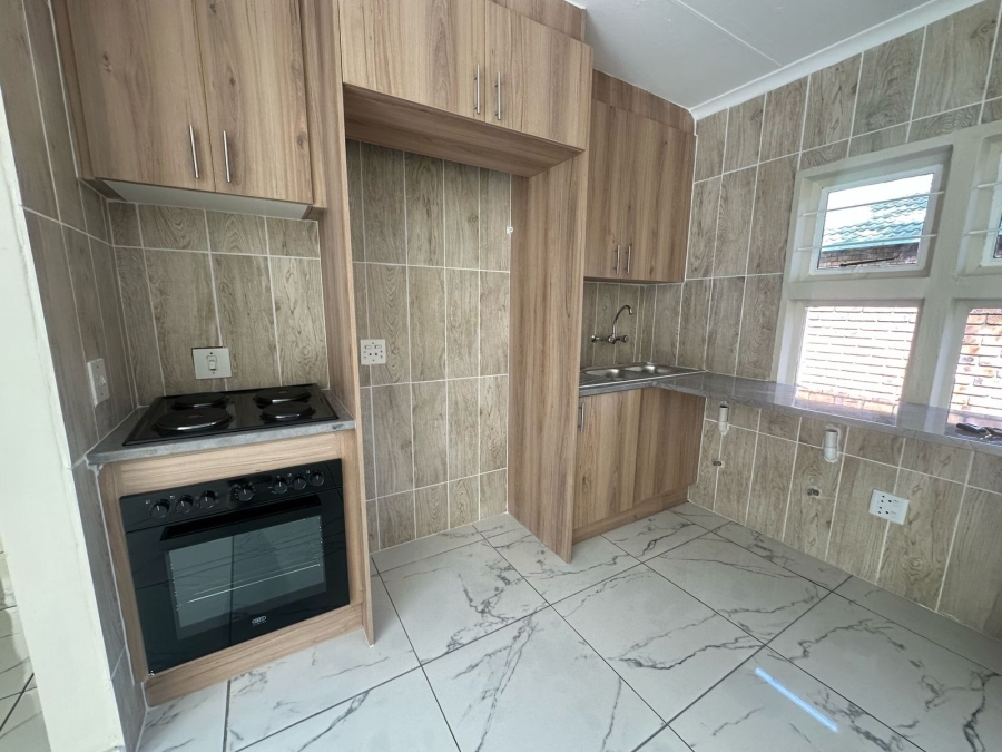 3 Bedroom Property for Sale in Annlin Gauteng