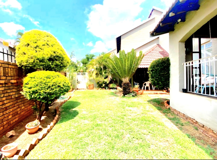 3 Bedroom Property for Sale in Wonderboom Gauteng