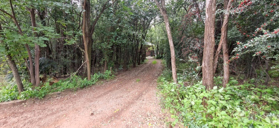6 Bedroom Property for Sale in Hartzenbergfontein Gauteng