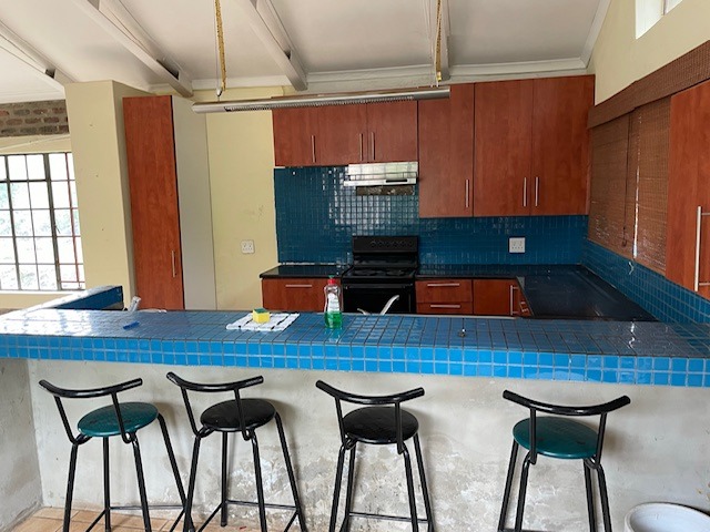 6 Bedroom Property for Sale in Hartzenbergfontein Gauteng