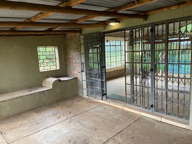 6 Bedroom Property for Sale in Hartzenbergfontein Gauteng