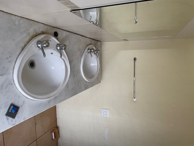 6 Bedroom Property for Sale in Hartzenbergfontein Gauteng