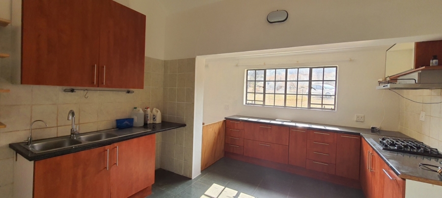 6 Bedroom Property for Sale in Hartzenbergfontein Gauteng