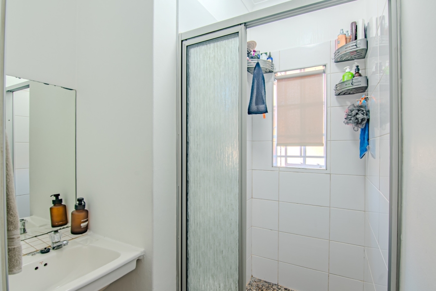 5 Bedroom Property for Sale in Moreleta Park Gauteng