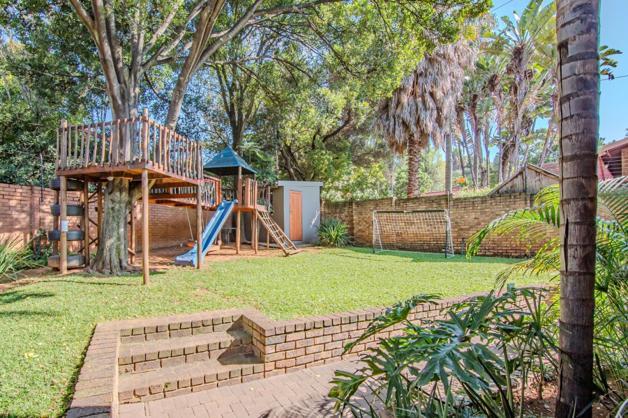 5 Bedroom Property for Sale in Moreleta Park Gauteng