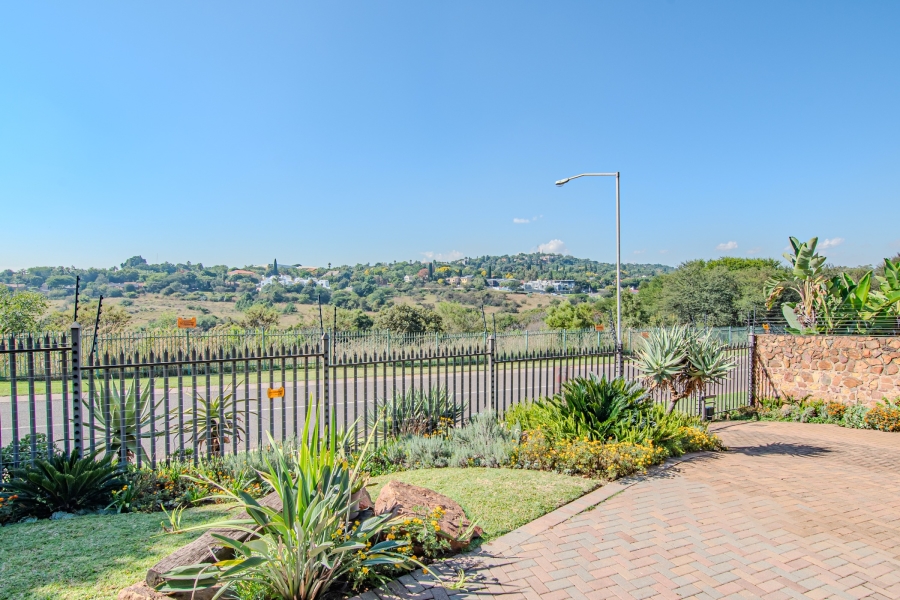 5 Bedroom Property for Sale in Moreleta Park Gauteng