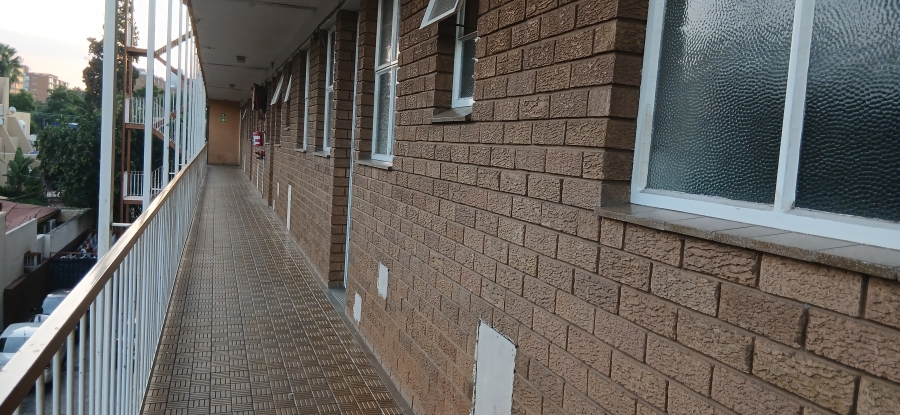 2 Bedroom Property for Sale in Sunnyside Gauteng