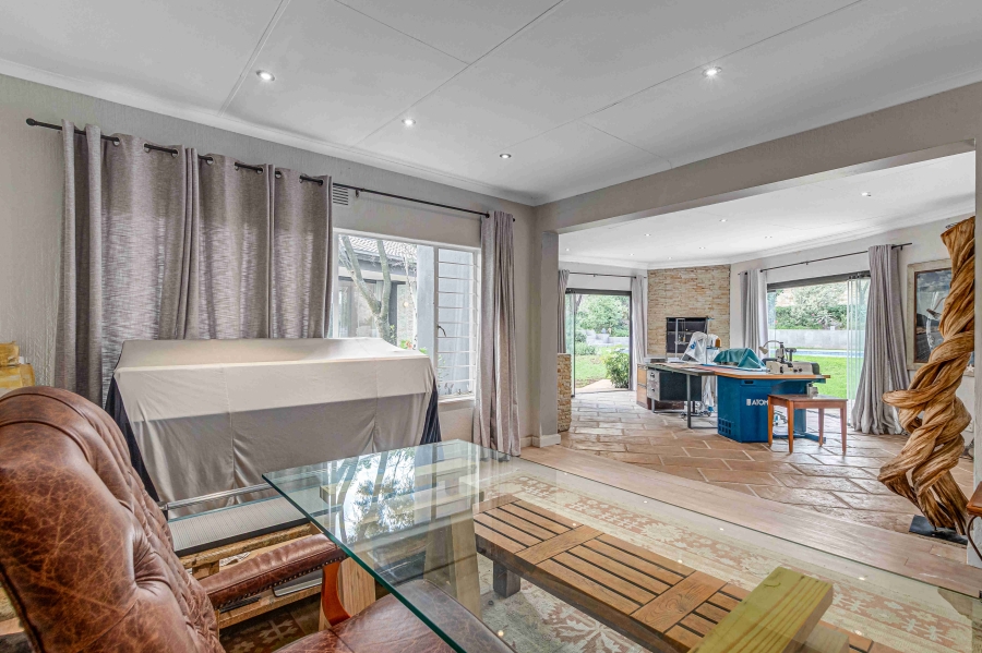 3 Bedroom Property for Sale in Sunninghill Gauteng